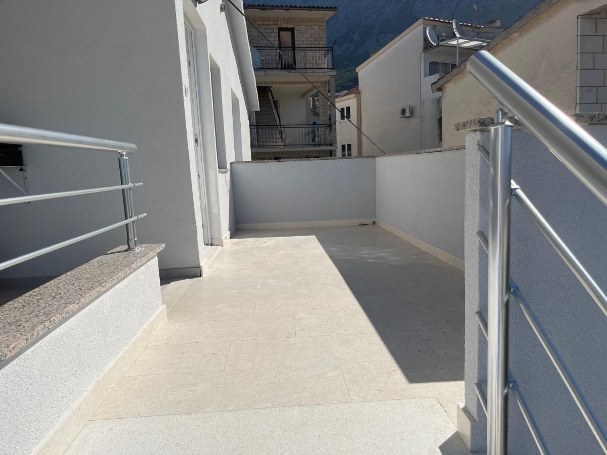 Sea View, Peaceful. Appartement Makarska Buitenkant foto